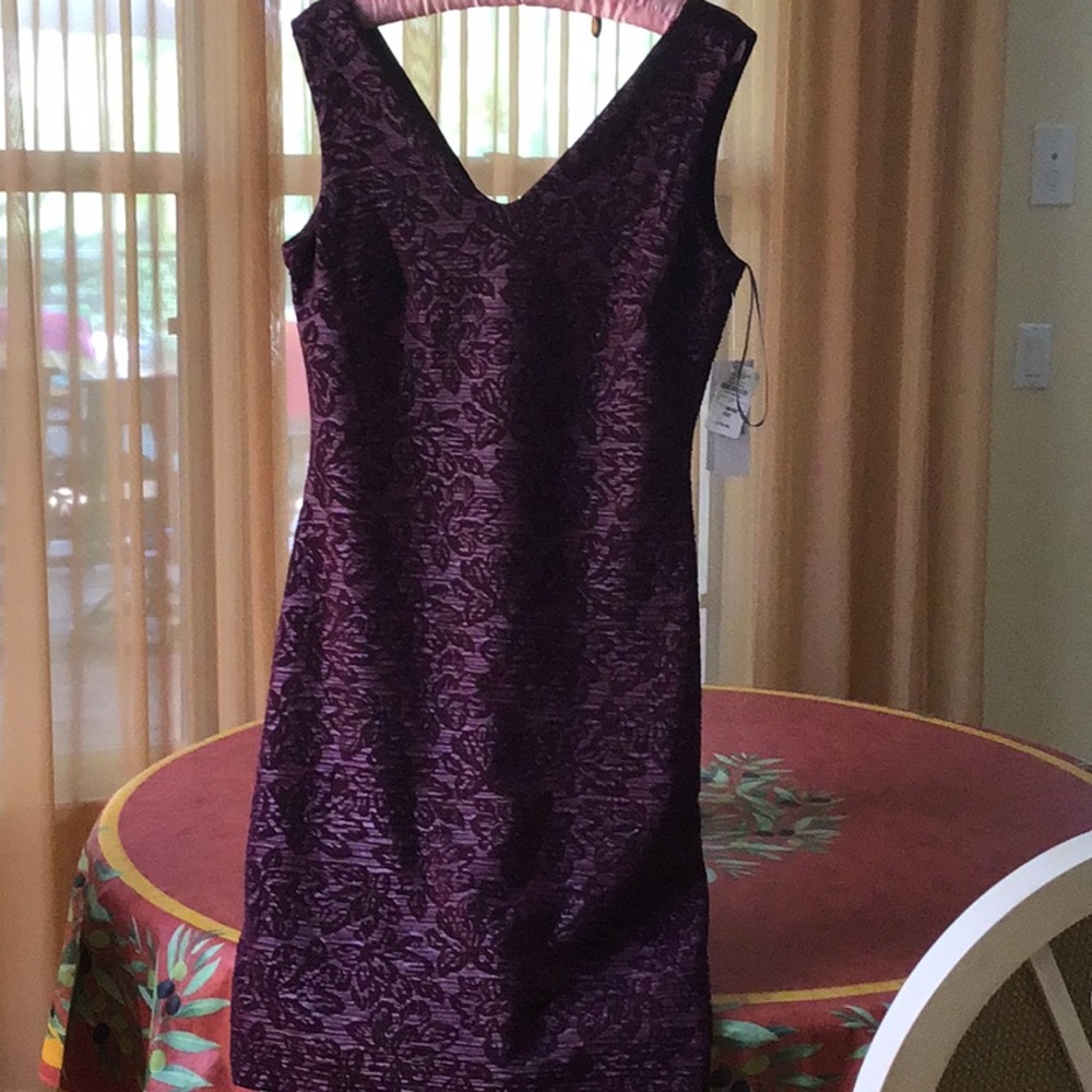 Donna Ricco sheath dress.